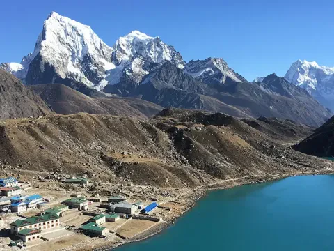 Gokyo Valley Trek