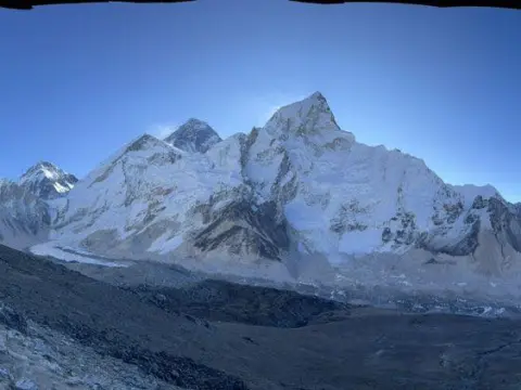 Everest Base Camp Trek with Helicopter Return